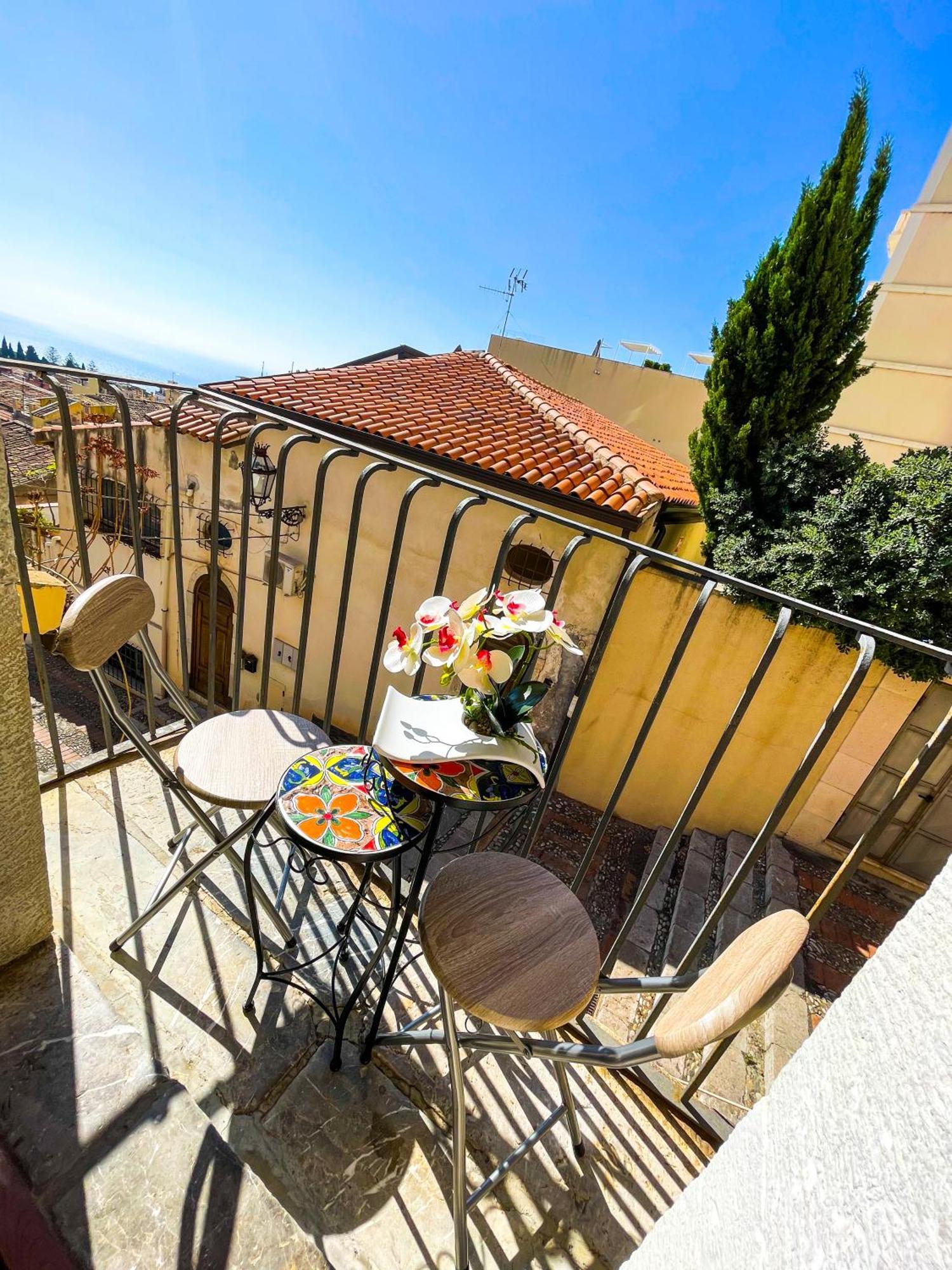 شقة Panoramic Taormina Center المظهر الخارجي الصورة