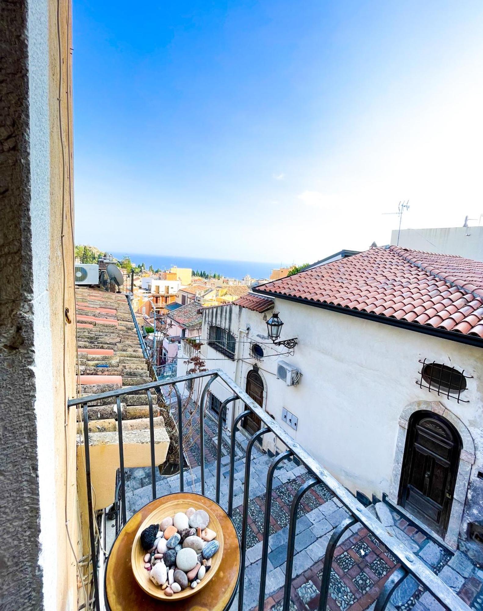شقة Panoramic Taormina Center المظهر الخارجي الصورة